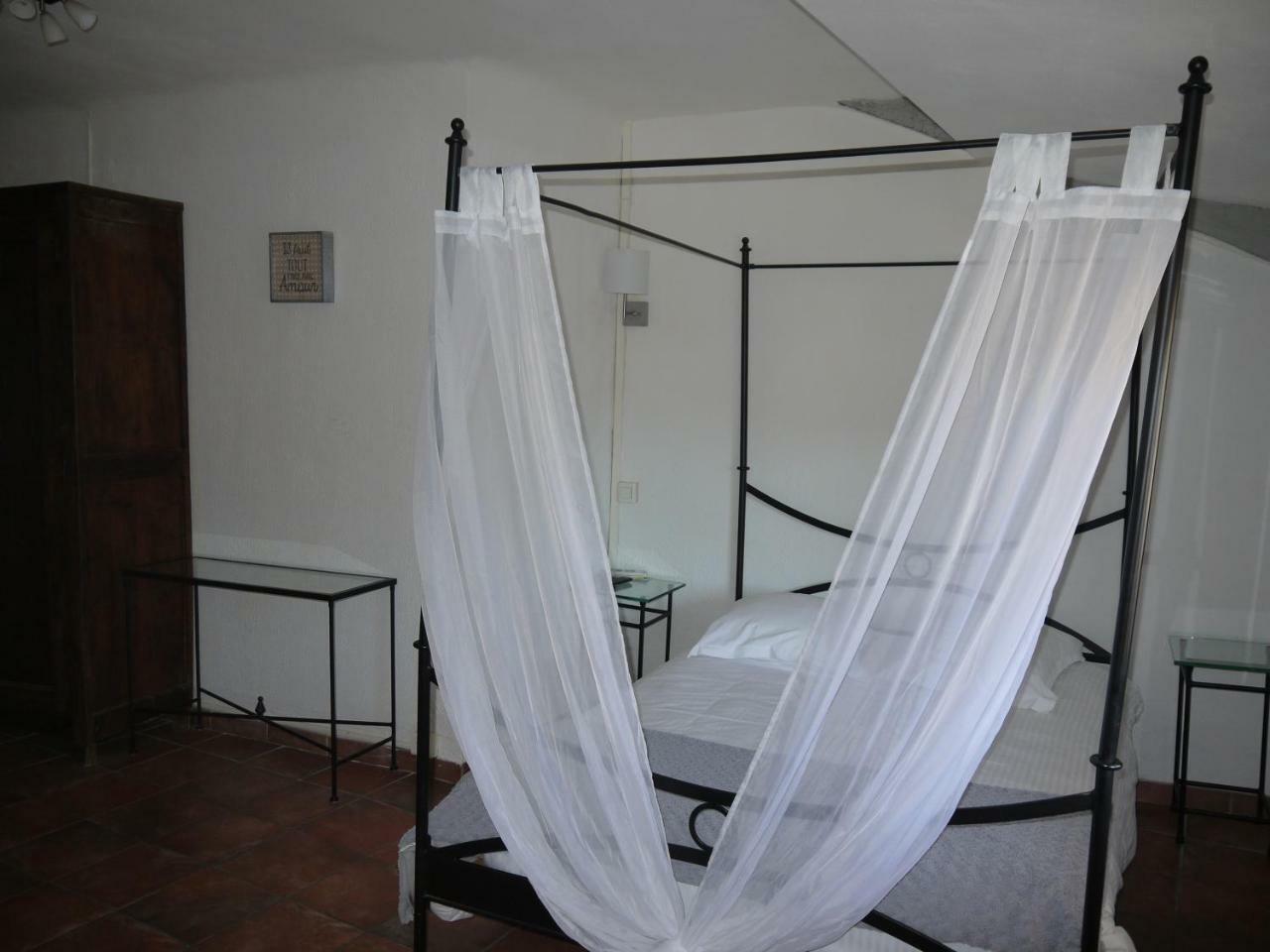 Hotel Portalet อิแยร์ ภายนอก รูปภาพ
